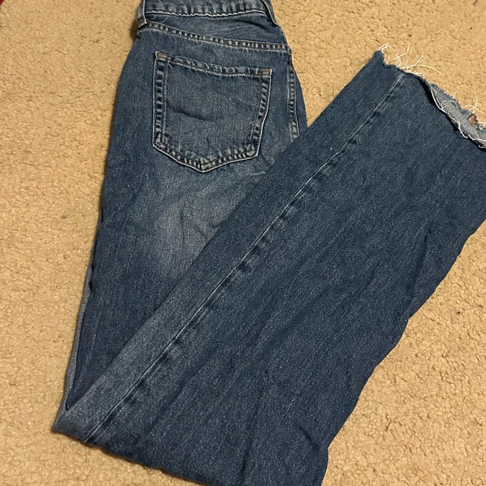 High waisted jeans